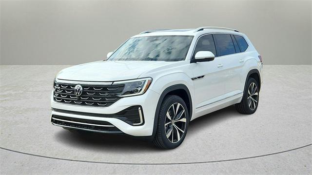 new 2025 Volkswagen Atlas car, priced at $52,946