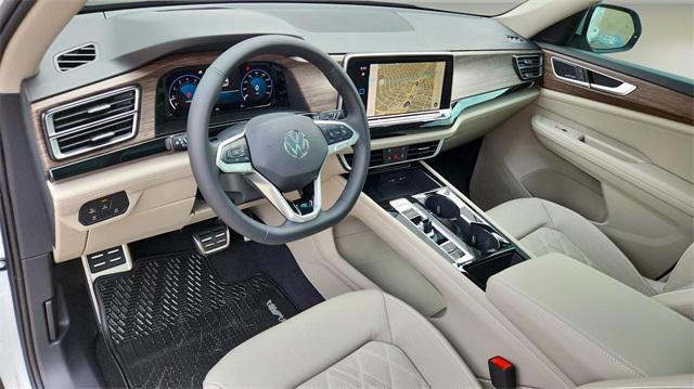 new 2025 Volkswagen Atlas car, priced at $52,946