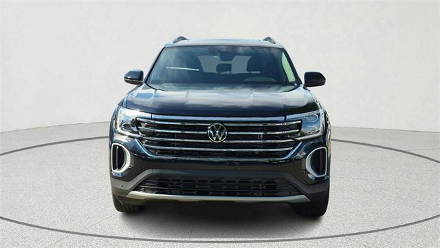 new 2026 Volkswagen Atlas car, priced at $47,031