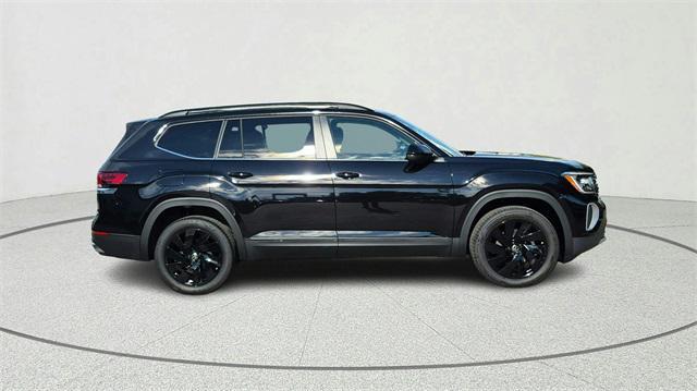 new 2026 Volkswagen Atlas car, priced at $47,031