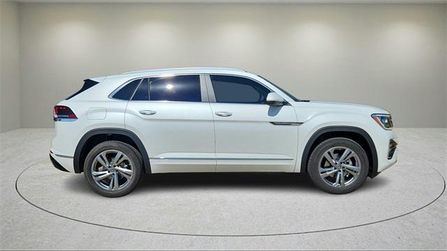 new 2024 Volkswagen Atlas Cross Sport car, priced at $47,361