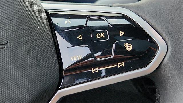 new 2025 Volkswagen ID.4 car, priced at $49,989