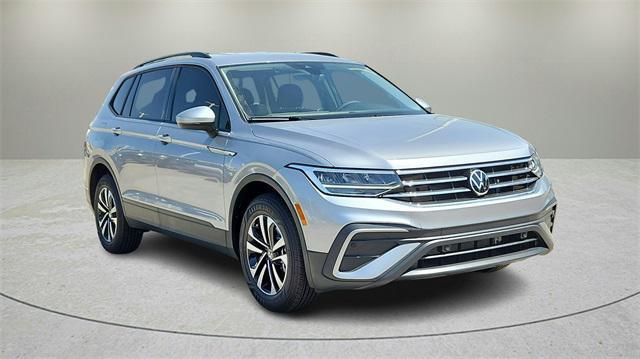 new 2024 Volkswagen Tiguan car, priced at $28,275