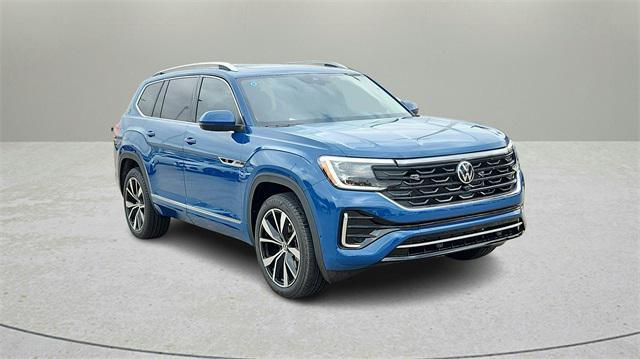 new 2025 Volkswagen Atlas car, priced at $51,911