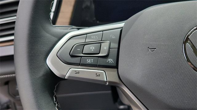 new 2025 Volkswagen Atlas car, priced at $42,999