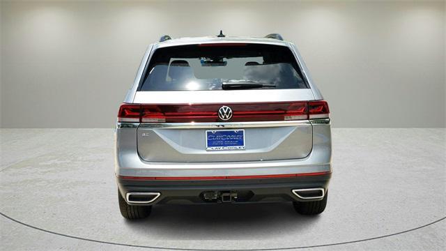 new 2025 Volkswagen Atlas car, priced at $40,423