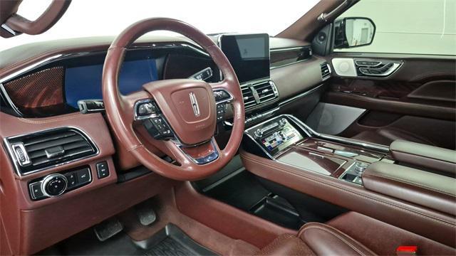 used 2019 Lincoln Navigator car, priced at $39,999