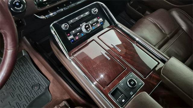 used 2019 Lincoln Navigator car, priced at $39,999