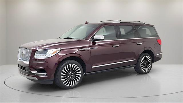 used 2019 Lincoln Navigator car, priced at $39,999