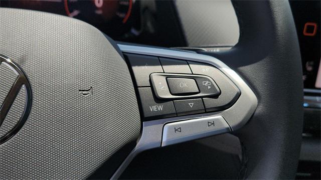 new 2025 Volkswagen Atlas car, priced at $44,999