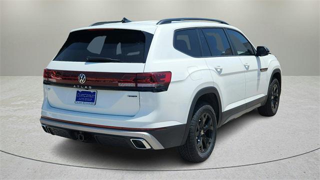 new 2025 Volkswagen Atlas car, priced at $44,999