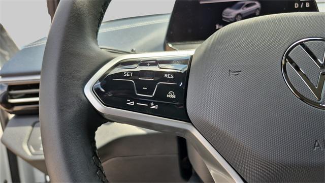 new 2025 Volkswagen ID.4 car, priced at $48,511