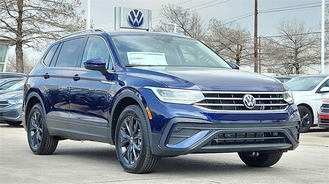 new 2024 Volkswagen Tiguan car, priced at $32,363