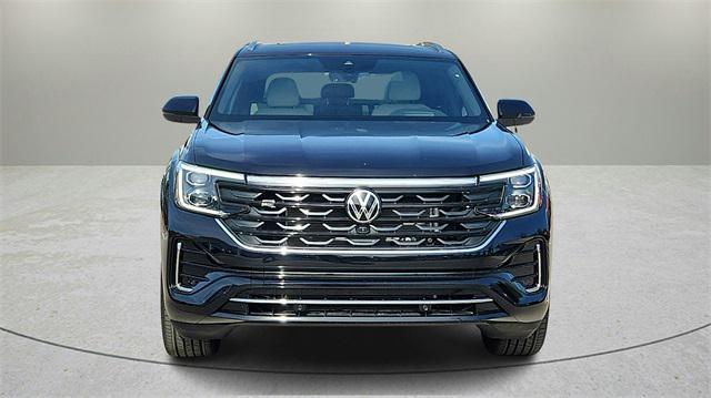 new 2025 Volkswagen Atlas Cross Sport car, priced at $48,999