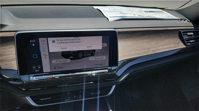 new 2025 Volkswagen Atlas car, priced at $51,999