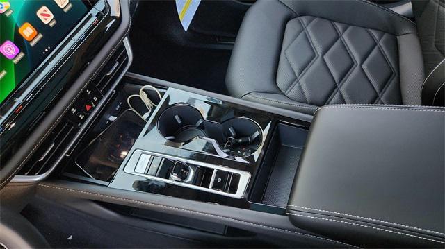 new 2025 Volkswagen Atlas car, priced at $41,059