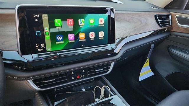 new 2025 Volkswagen Atlas car, priced at $41,059