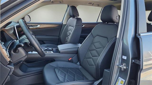 new 2025 Volkswagen Atlas car, priced at $41,059