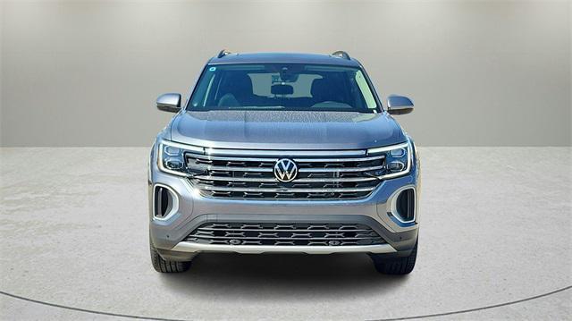 new 2025 Volkswagen Atlas car, priced at $41,059