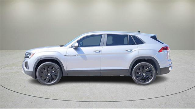 new 2024 Volkswagen Atlas Cross Sport car