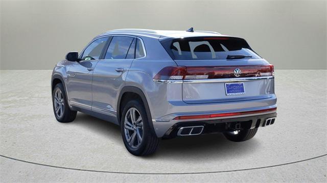 new 2024 Volkswagen Atlas Cross Sport car