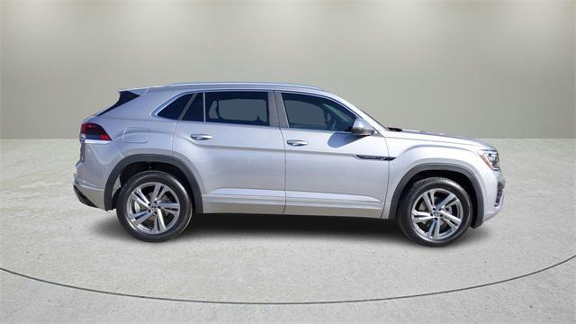 new 2024 Volkswagen Atlas Cross Sport car