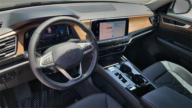new 2025 Volkswagen Atlas car, priced at $40,999