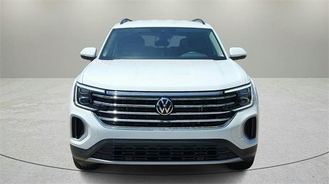 new 2025 Volkswagen Atlas car, priced at $40,999