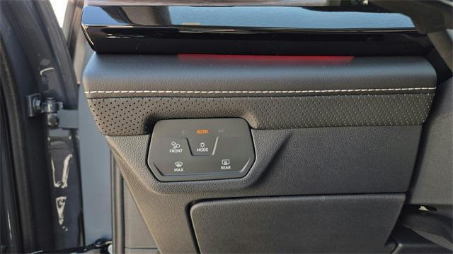 new 2025 Volkswagen Atlas car, priced at $49,509