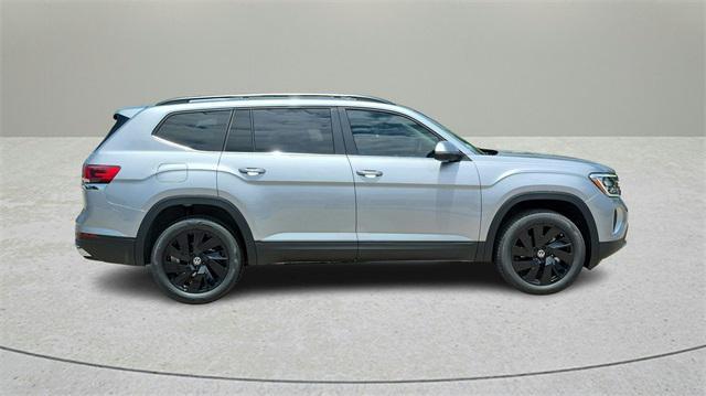 new 2025 Volkswagen Atlas car, priced at $41,299