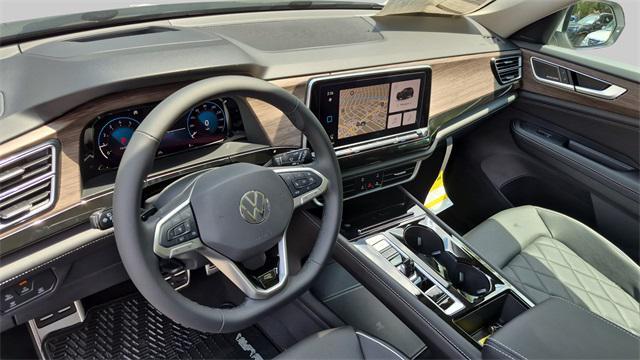 new 2025 Volkswagen Atlas car, priced at $52,811