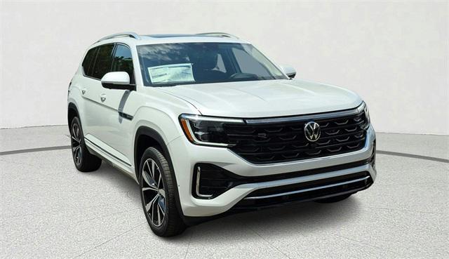 new 2025 Volkswagen Atlas car, priced at $52,811