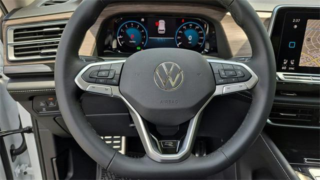 new 2025 Volkswagen Atlas car, priced at $52,811