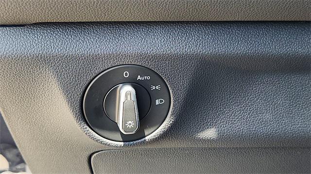 new 2025 Volkswagen Jetta car, priced at $23,279