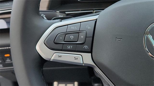 new 2025 Volkswagen Atlas car, priced at $50,999