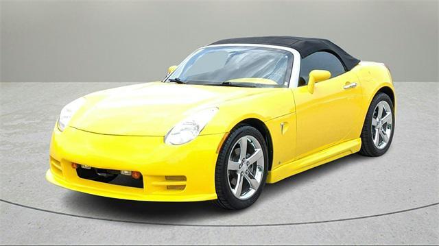 used 2007 Pontiac Solstice car, priced at $8,999