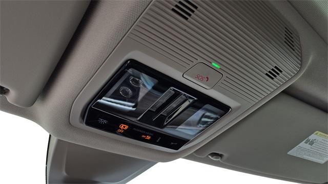 new 2026 Volkswagen Atlas car, priced at $57,286