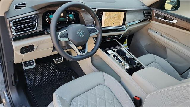 new 2025 Volkswagen Atlas car, priced at $54,348