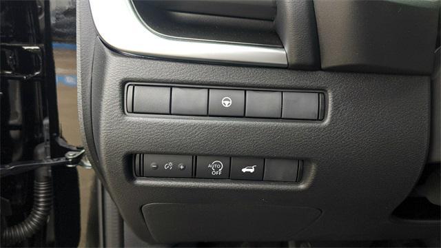 used 2025 Nissan Rogue car, priced at $25,999