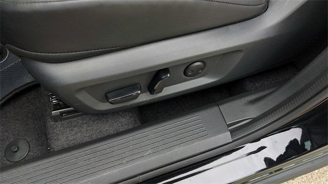 used 2025 Nissan Rogue car, priced at $25,999