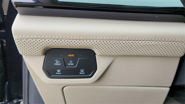 new 2025 Volkswagen Atlas car, priced at $44,307