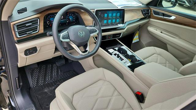 new 2025 Volkswagen Atlas car, priced at $44,307