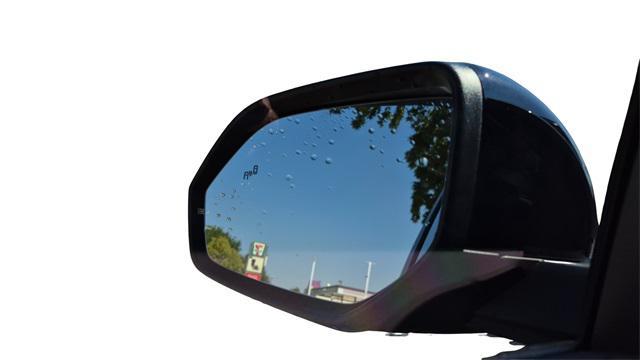 new 2026 Volkswagen Atlas Cross Sport car, priced at $52,871