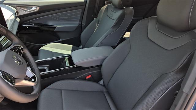 new 2025 Volkswagen ID.4 car, priced at $47,361