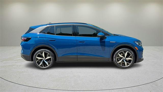new 2025 Volkswagen ID.4 car, priced at $47,361
