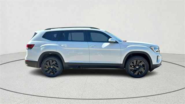 new 2026 Volkswagen Atlas car, priced at $48,181