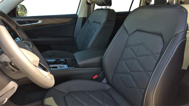 new 2026 Volkswagen Atlas car, priced at $48,181