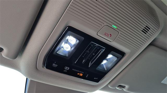 new 2026 Volkswagen Atlas car, priced at $48,181