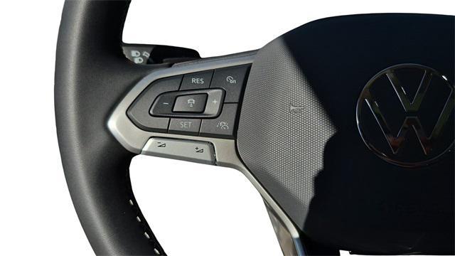 new 2026 Volkswagen Atlas car, priced at $48,181