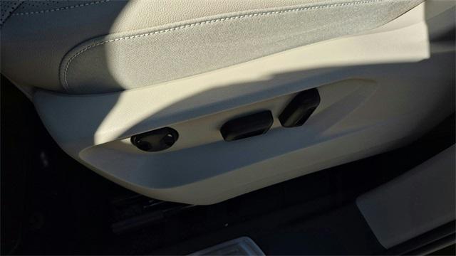 new 2026 Volkswagen Atlas car, priced at $47,726